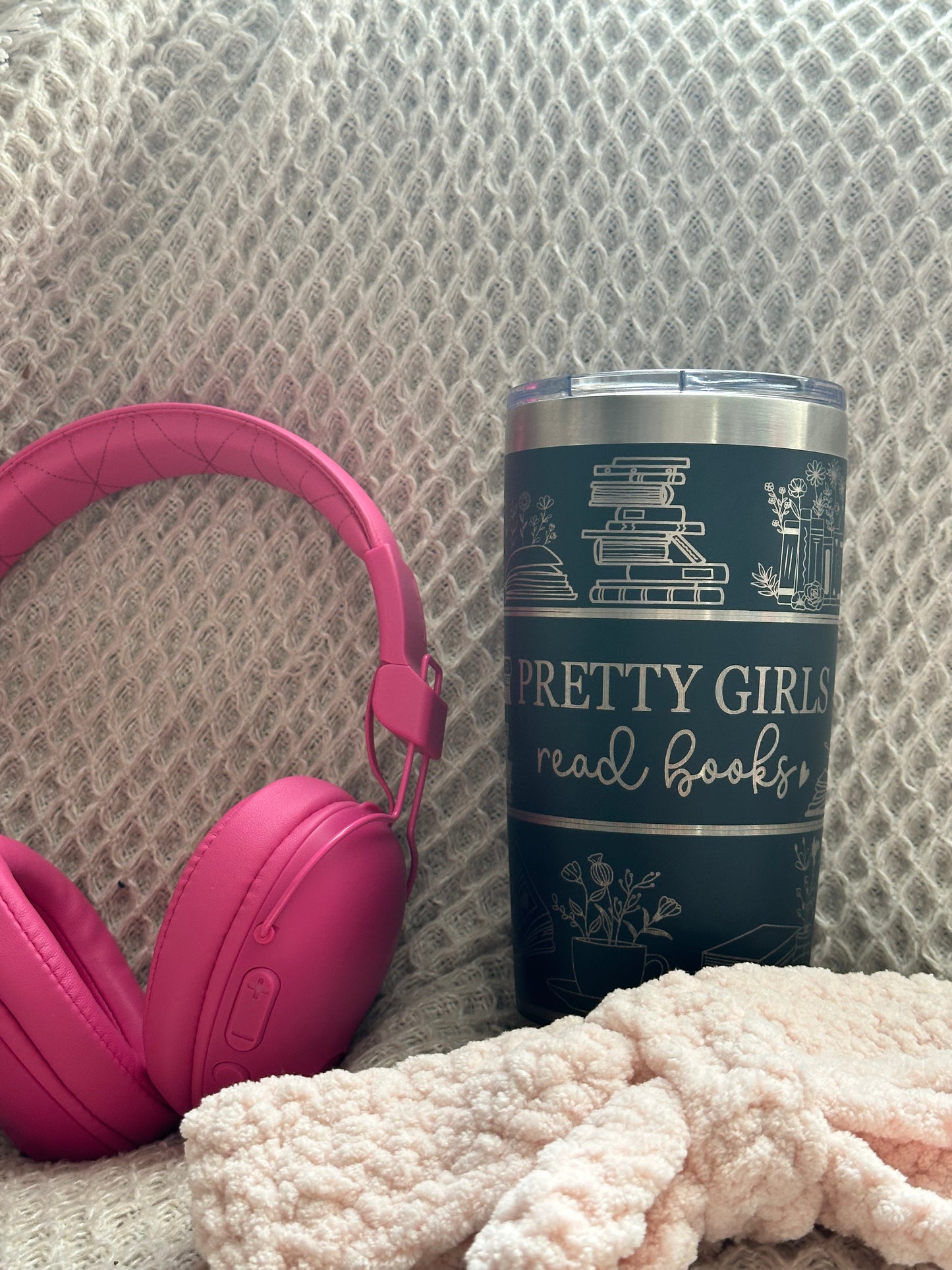 Pretty Girls Read Books Tumbler